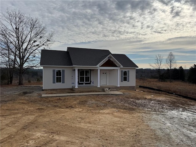 view of front of home featuring a porch