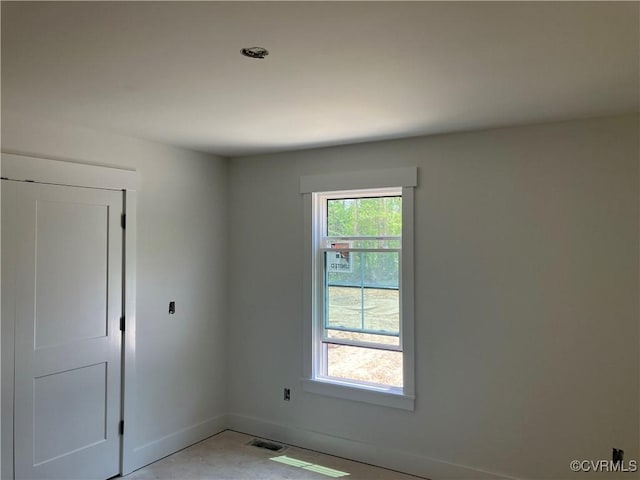 14310 Meadow Ln, Disputanta, VA 23842 - spare room with baseboards