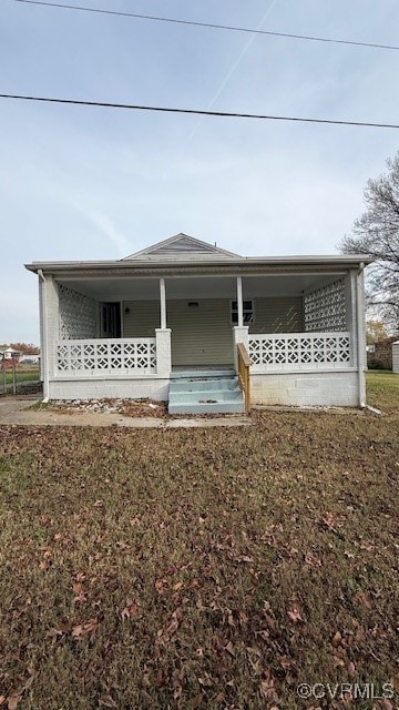 view of front of home with covered porch