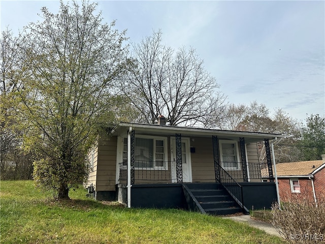 view of front facade featuring a porch