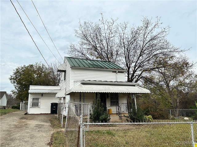 view of front of property with a porch