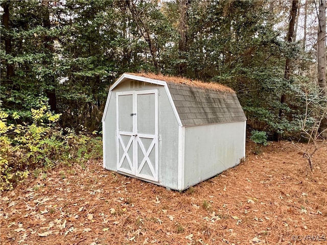 view of outdoor structure