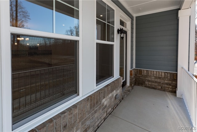 view of patio / terrace with covered porch