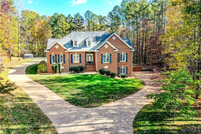 view of front of house with a front lawn