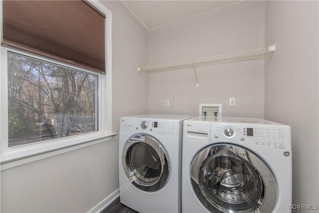 10710 Courthouse Rd, Dinwiddie, VA 23841 - clothes washing area featuring washing machine and clothes dryer