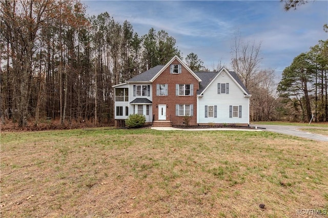 10710 Courthouse Rd, Dinwiddie, VA 23841 - view of front facade with a front yard