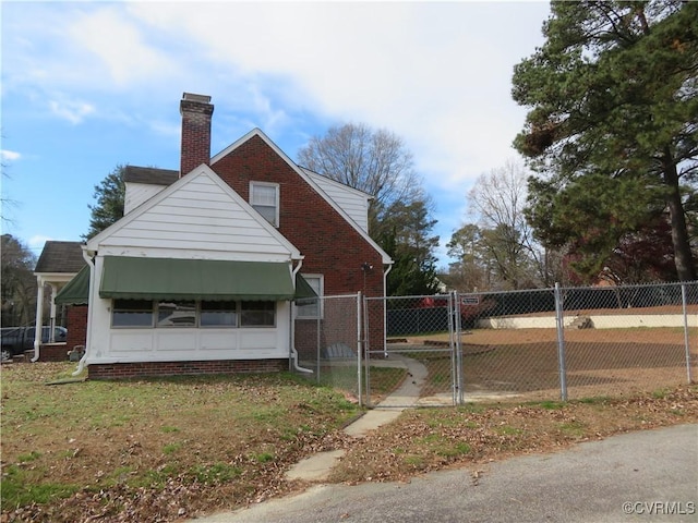 view of side of property