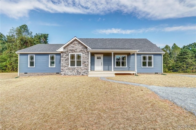 single story home with covered porch