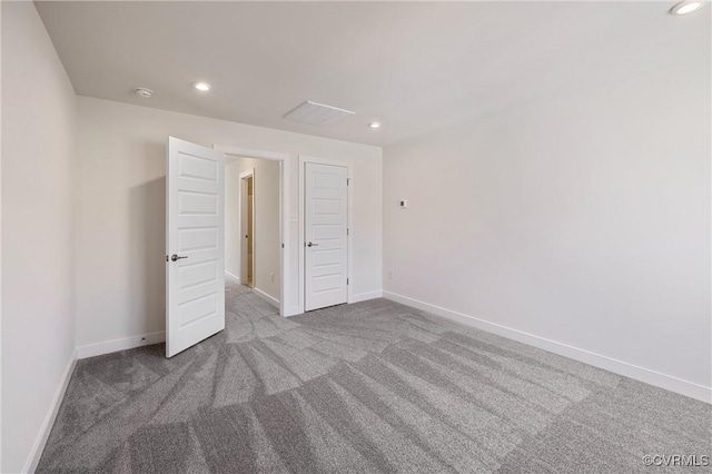 unfurnished bedroom featuring carpet floors