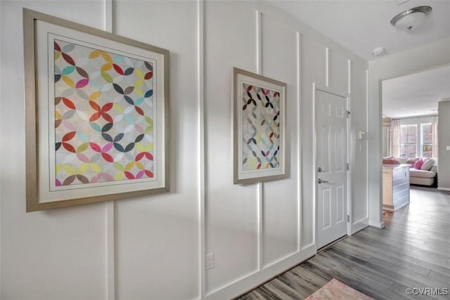 room details featuring hardwood / wood-style flooring