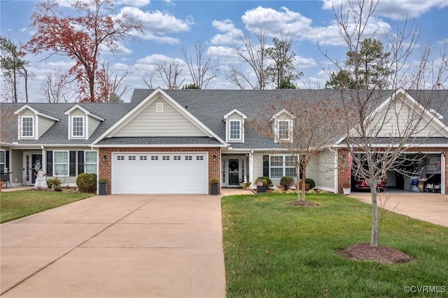 view of front facade featuring a front yard and a garage