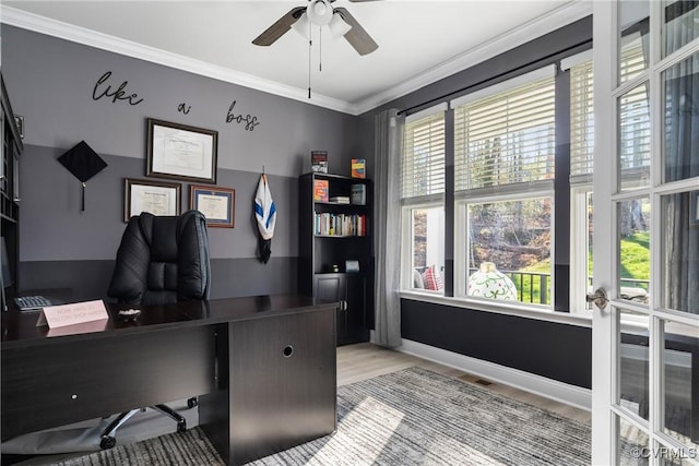 office area with ceiling fan, crown molding, and light hardwood / wood-style flooring