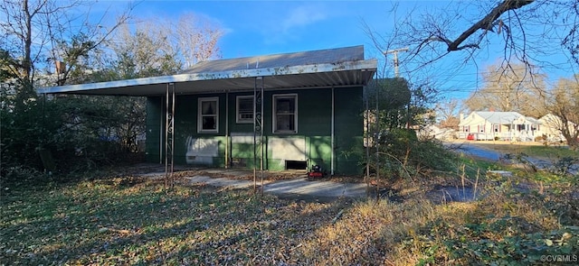 exterior space with a porch