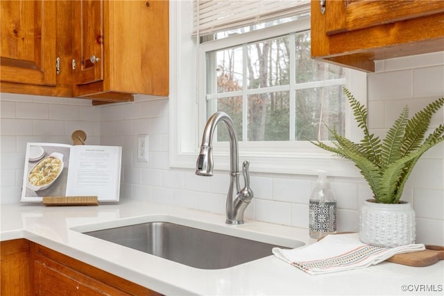 room details with backsplash and sink