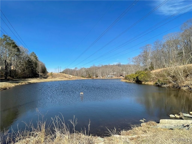 Listing photo 2 for 843 Bowling Ln, Ruther Glen VA 22546