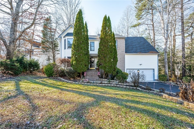 view of front of property with a front lawn