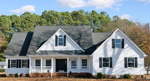 view of front facade with covered porch