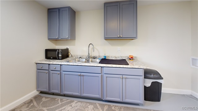 kitchen featuring sink