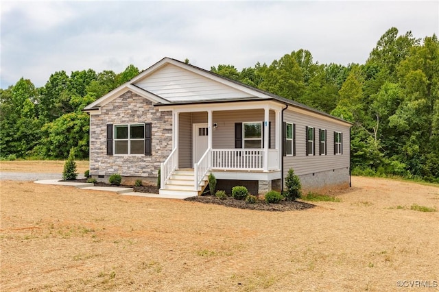 view of front of house featuring a porch