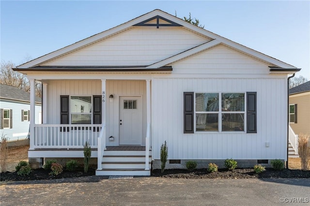 view of front of home featuring covered porch