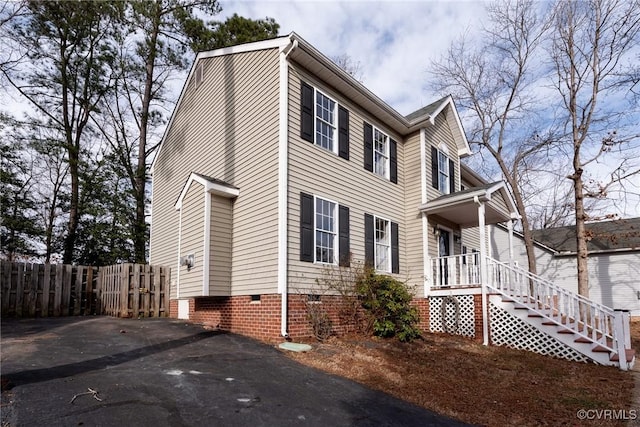 view of front facade featuring covered porch