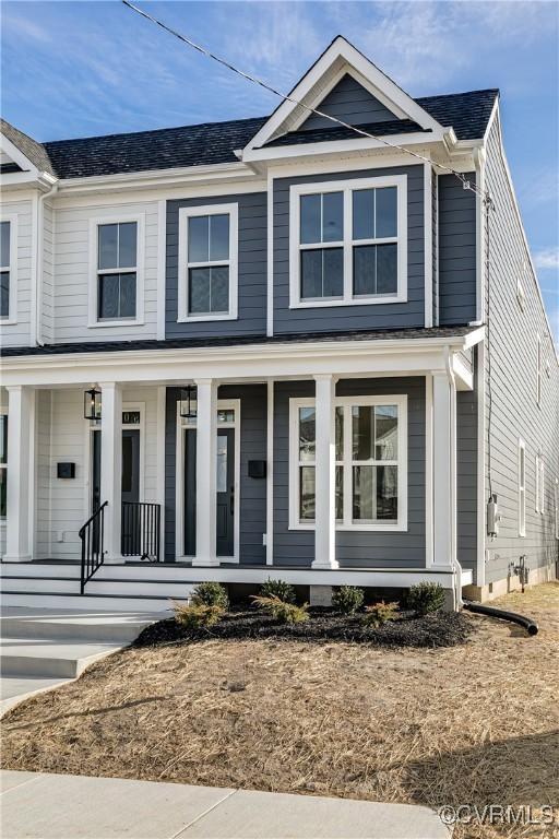 view of front of property with covered porch