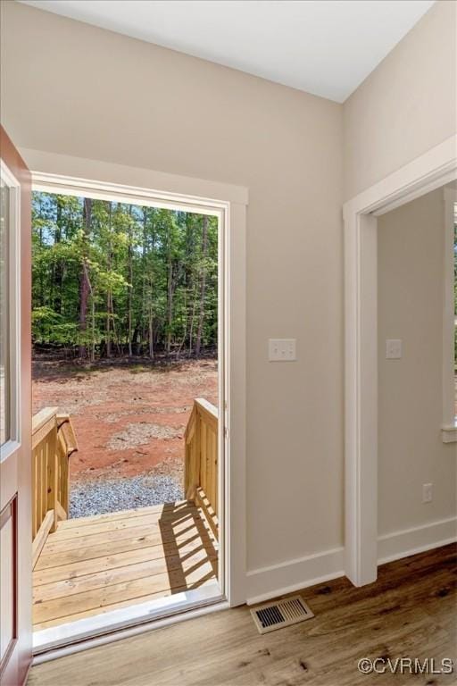548 Anchor Dr, Bracey, VA 23919 - entryway featuring wood finished floors