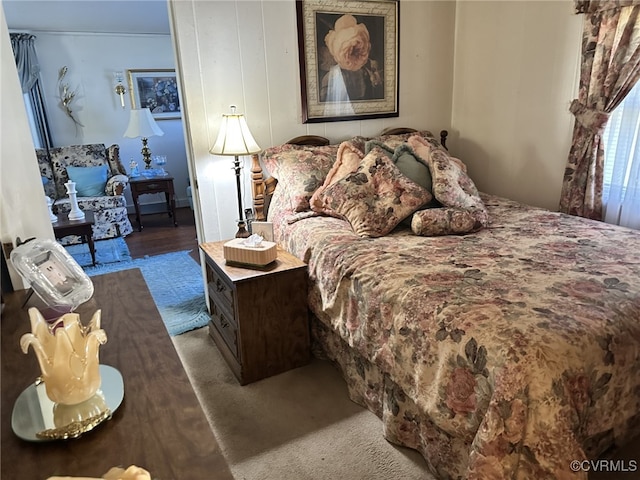 bedroom featuring carpet floors