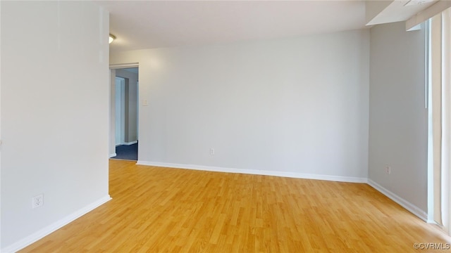 empty room featuring light hardwood / wood-style flooring