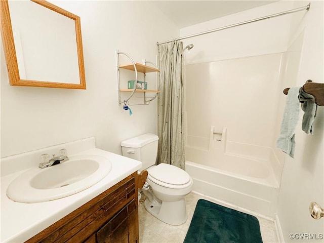 full bathroom with shower / bath combination with curtain, vanity, and toilet