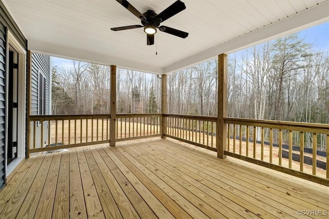 deck with ceiling fan