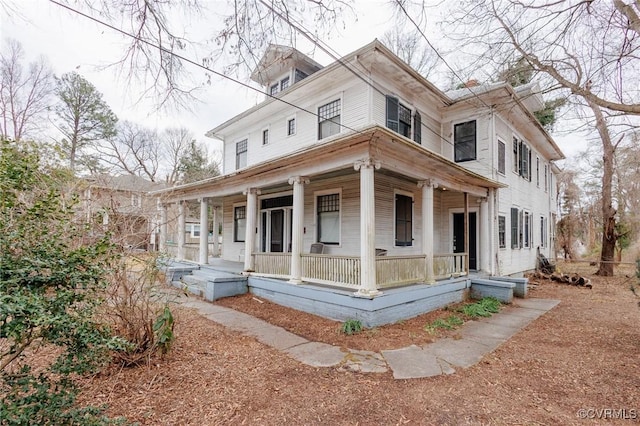 view of front of home featuring covered porch