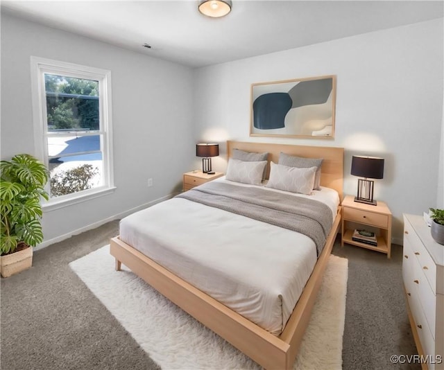 view of carpeted bedroom