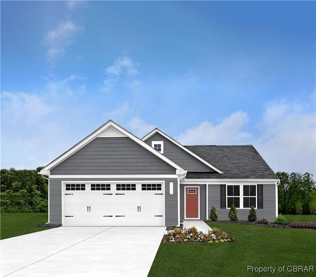 craftsman house featuring a front lawn and a garage