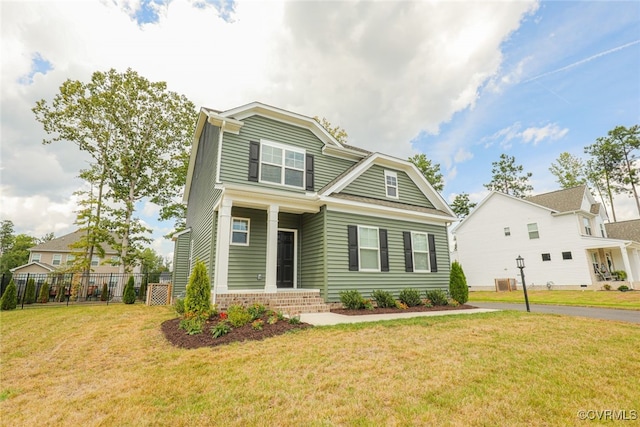 view of front of home featuring a front yard