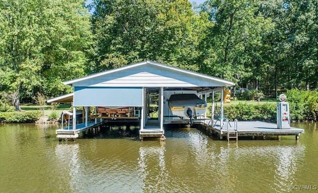 dock area featuring a water view