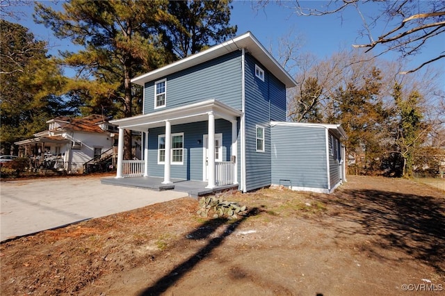 view of front facade featuring covered porch