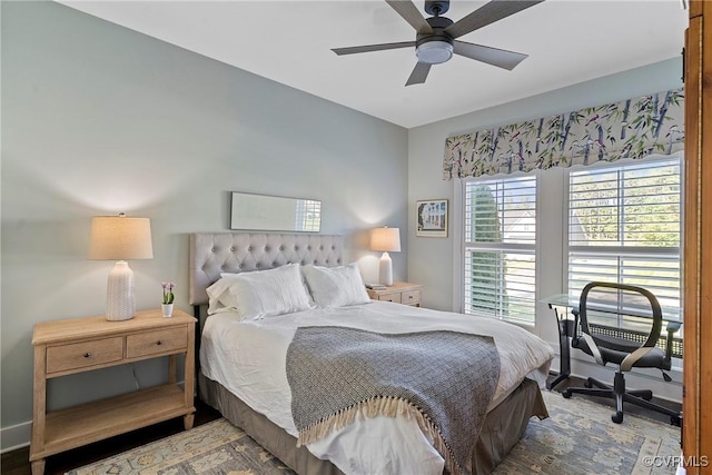 bedroom featuring ceiling fan