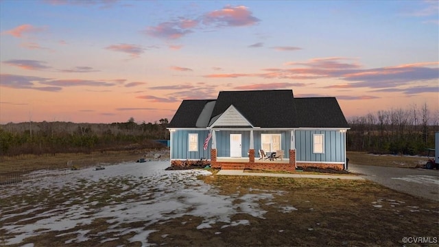 view of front of property with covered porch