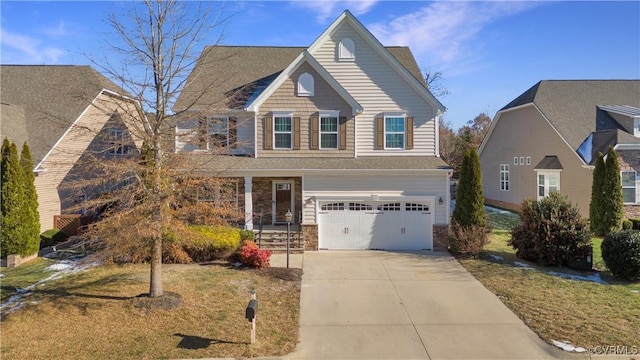 view of front facade featuring a front lawn and a garage