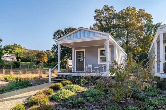 bungalow featuring covered porch