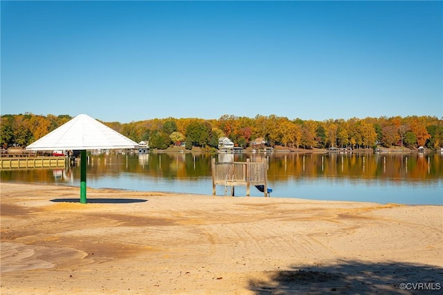 dock area featuring a water view