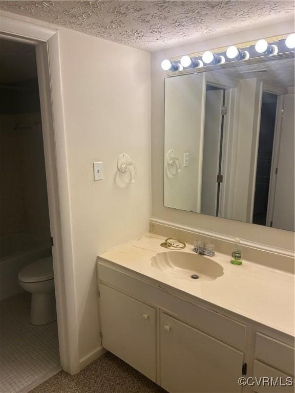 full bathroom with toilet, vanity, a textured ceiling, and shower with separate bathtub