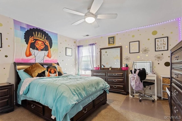 bedroom featuring ceiling fan