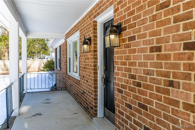 view of patio / terrace with covered porch