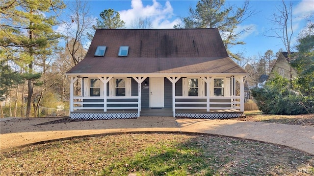 view of front of house with a porch