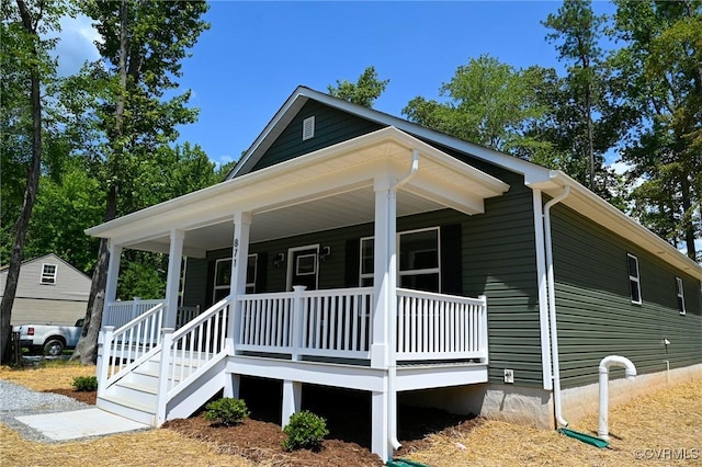 view of front of home featuring a porch