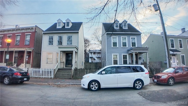 view of front of property