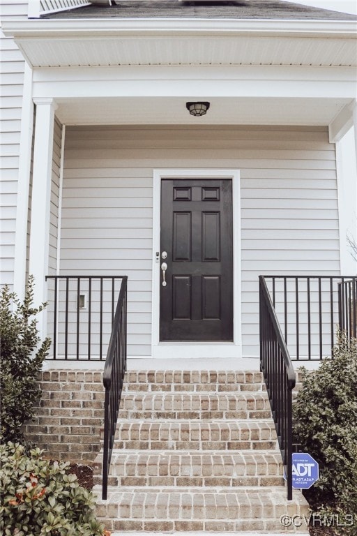 view of entrance to property