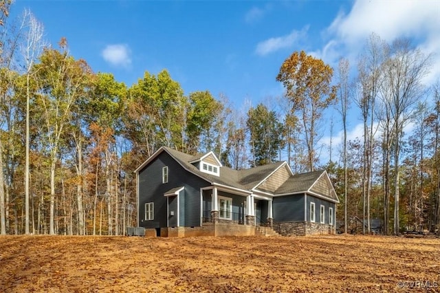 view of front of home featuring covered porch